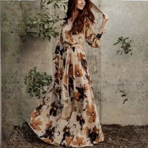NWT Baltic Born Lydia Long Sleeve Maxi Dress in Camel Floral Sz L